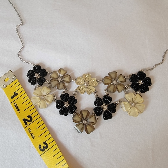 Floral Silver Tone Necklace - Picture 6 of 13